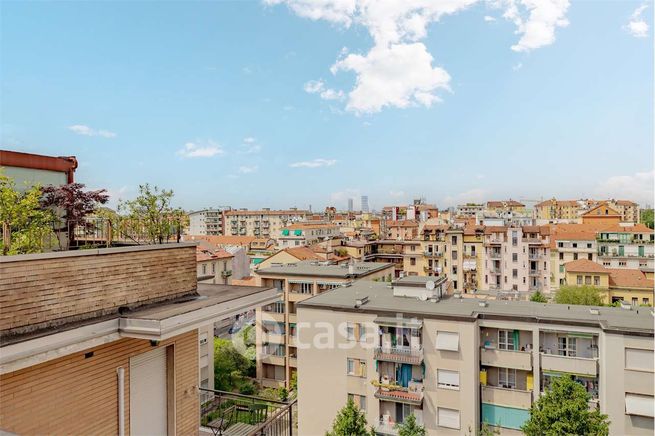 Appartamento in residenziale in Via Ruggero Bonghi 22