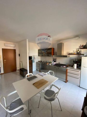 Appartamento in residenziale in Via Varesina 115