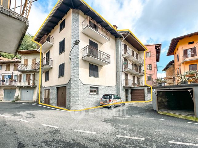 Villetta a schiera in residenziale in Frazione Cerreia 30