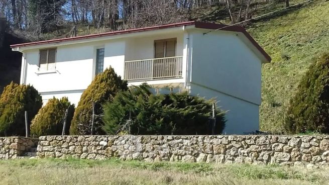 Casa indipendente in residenziale in Strada Provinciale 257