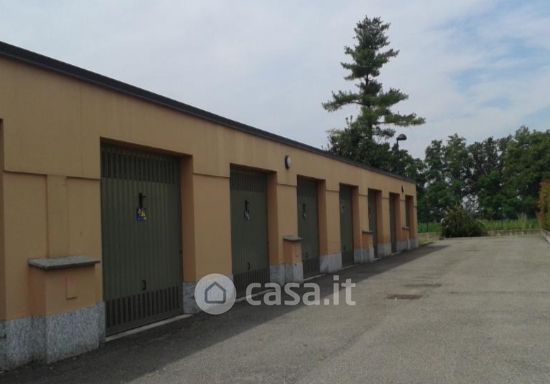 Box/posto auto in residenziale in Cattanea