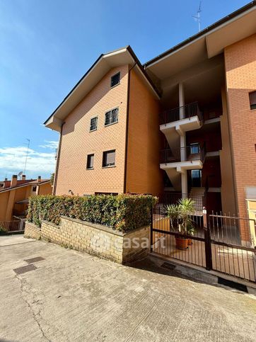 Appartamento in residenziale in Via Volturno 9