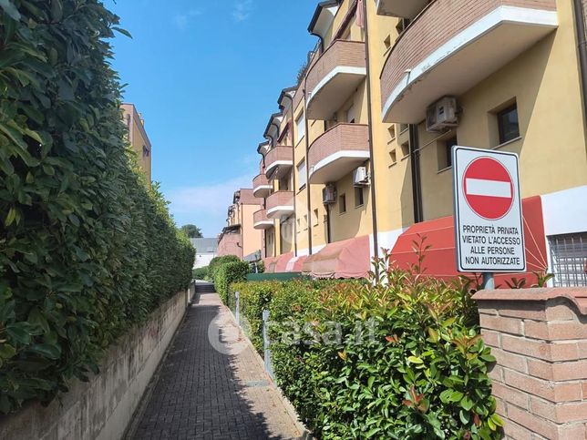 Appartamento in residenziale in Via Tommaso Roveroni 6