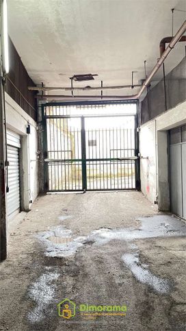 Box/posto auto in residenziale in Via Giuseppe Cosenza