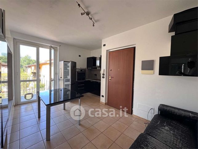 Appartamento in residenziale in Via Adda 11