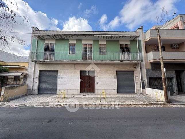 Ufficio in commerciale in Via Malta 63