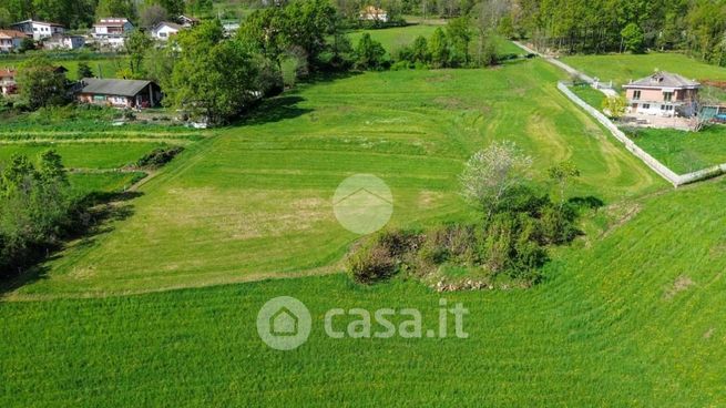 Terreno agricolo in commerciale in Via Grange