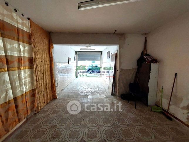 Garage/posto auto in residenziale in 