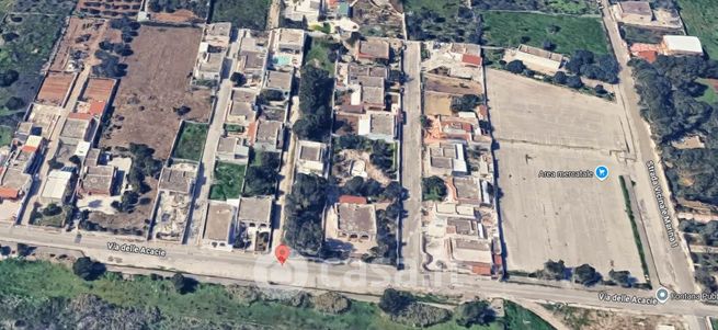 Villa in residenziale in Via delle Acacie 104