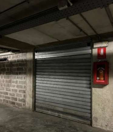 Box/posto auto in residenziale in Via Mario Angeloni
