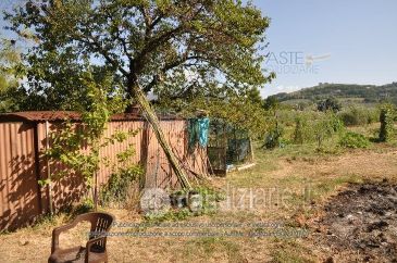 Terreno agricolo in commerciale in Via Laghi di Pilato
