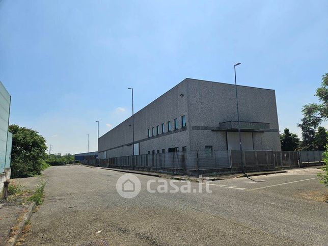 Capannone in commerciale in Via Giovanni Codagnello