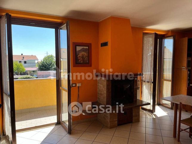 Appartamento in residenziale in Via Novara