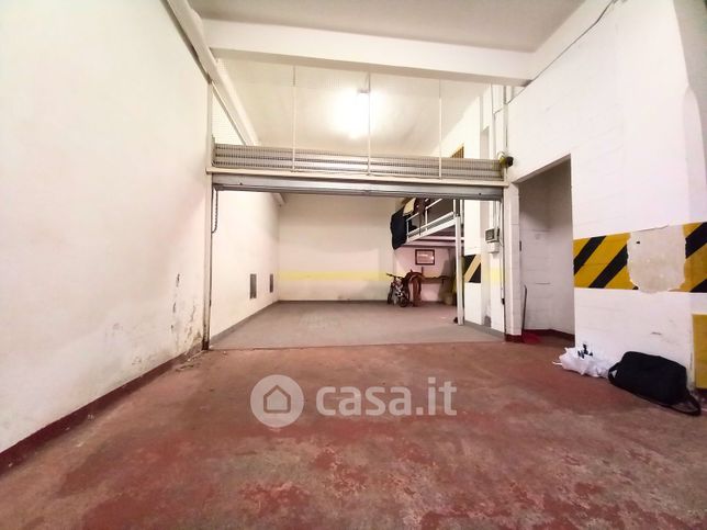 Garage/posto auto in residenziale in Via Giovanni Acerbi 16