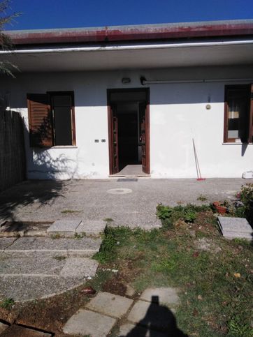 Casa bi/trifamiliare in residenziale in Via Valle Fioretta 42
