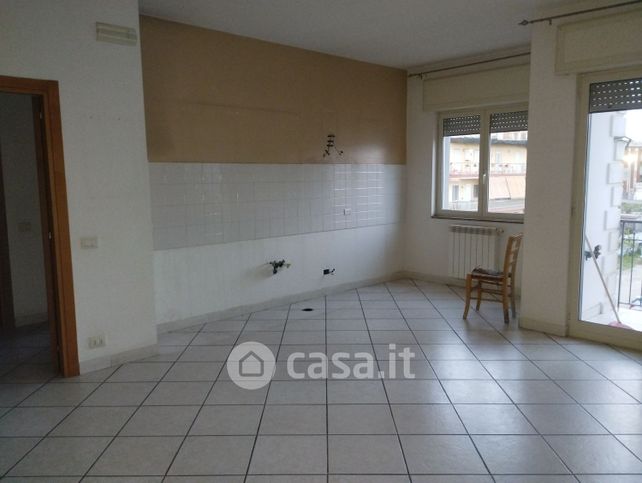 Appartamento in residenziale in Via Campana