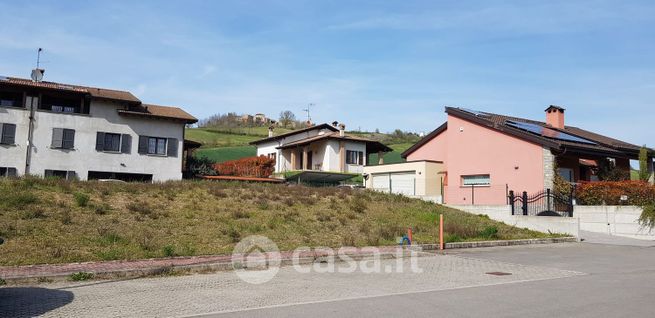 Terreno edificabile in residenziale in della peschiera