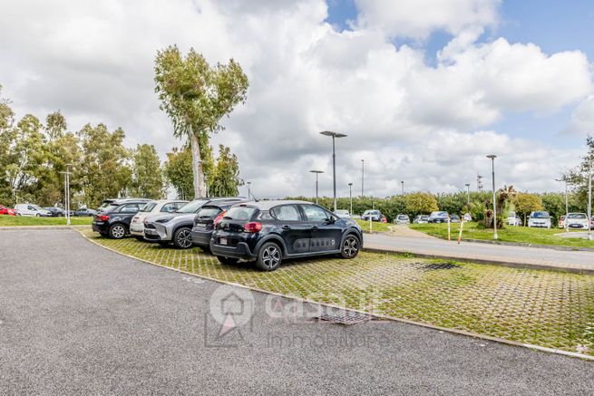 Box/posto auto in residenziale in Via Francesco Menzio