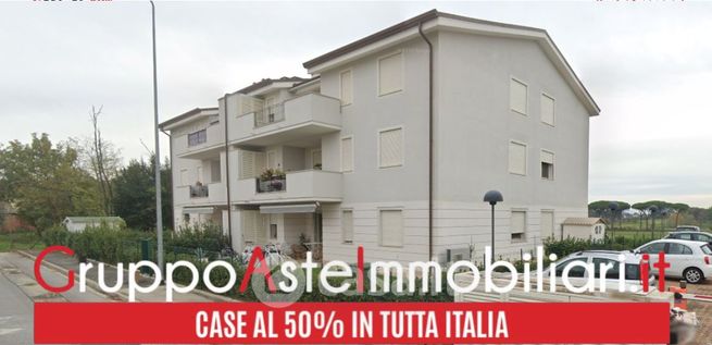 Appartamento in residenziale in Via Folgore da San Giminiano 25