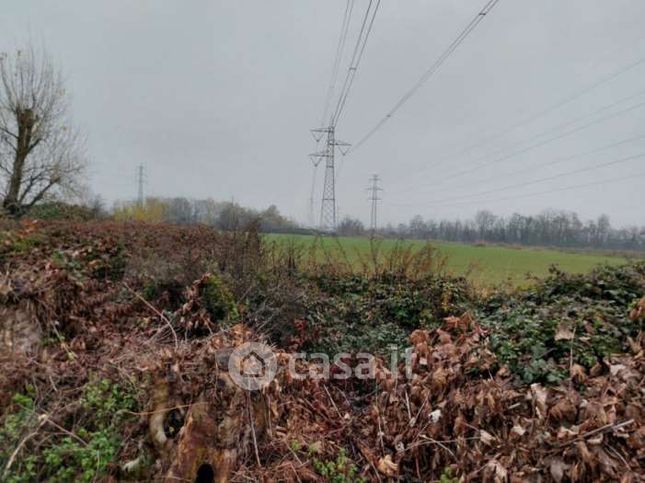 Terreno agricolo in commerciale in Via Casella