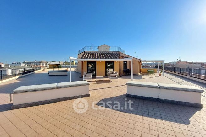 Appartamento in residenziale in Via Valadier 2