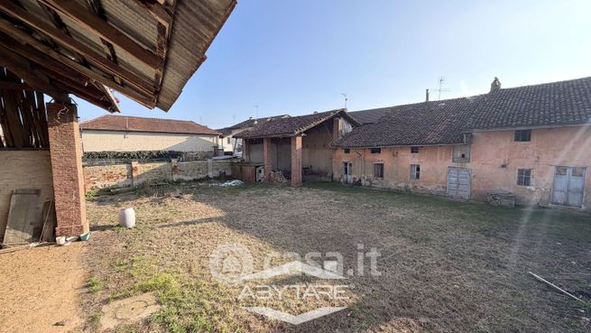 Rustico/casale in residenziale in Frazione Campagnino 9