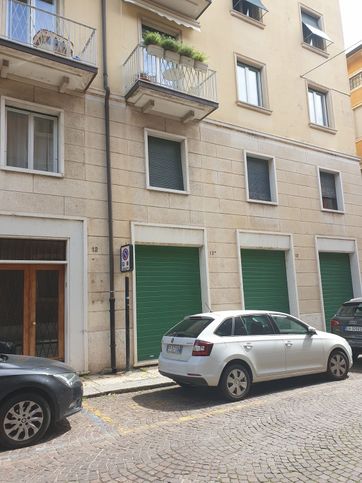 Ufficio in commerciale in Via Pietro Frattini