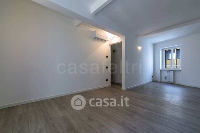 Appartamento in residenziale in Via G. Camozzi 50