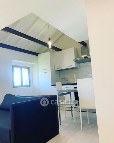 Appartamento in residenziale in Via E. de Amicis 6