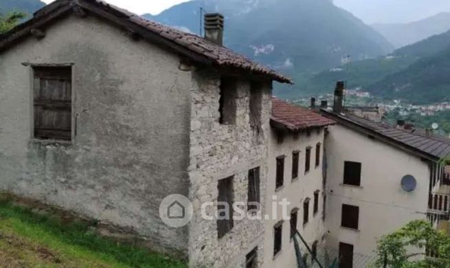 Rustico/casale in residenziale in Via Valpegara