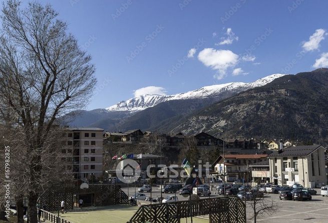 Attivitã /licenza (con o senza mura) in commerciale in Via Monginevro