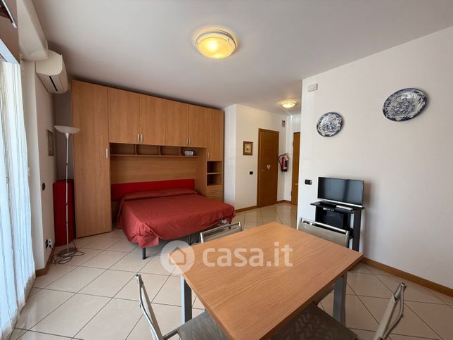 Appartamento in residenziale in Via Giuseppe Fraschieri 1