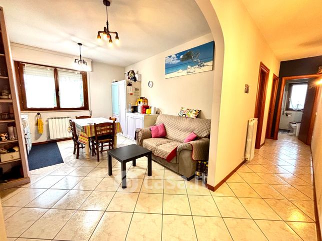 Appartamento in residenziale in Via Rocco Scotellaro
