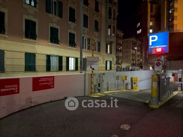 Garage/posto auto in residenziale in Corte dei Lambruschini