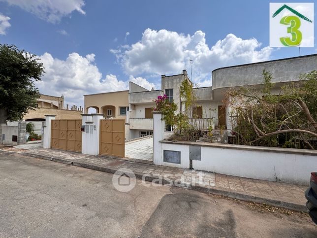 Casa indipendente in residenziale in Via Castelnuovo