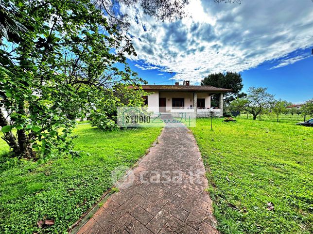 Villa in residenziale in Via Ranocchiaio