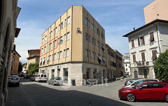 Ufficio in commerciale in Via Carlo Goldoni 23