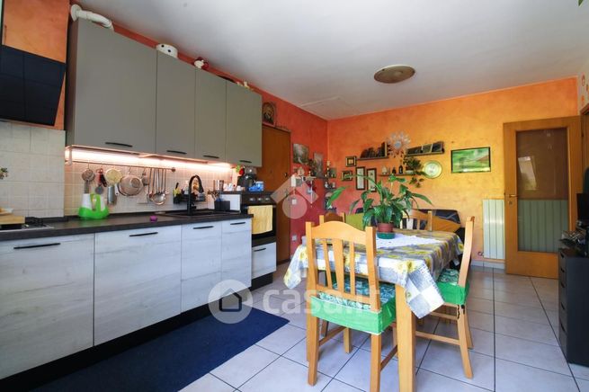 Appartamento in residenziale in Via Carini 41