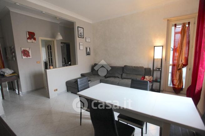 Appartamento in residenziale in Via Caprilli 7