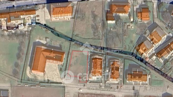 Terreno edificabile in residenziale in Via Mambrotta