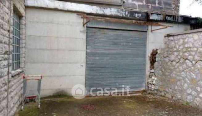 Garage/posto auto in residenziale in Strada Marscianese