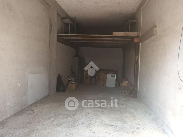 Garage/posto auto in residenziale in Via Vecchia della Fontana 90