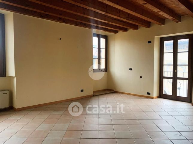 Appartamento in residenziale in Via delle Rose 2