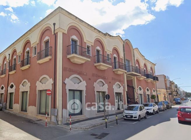 Ufficio in commerciale in Piazza Bartolo Longo 17