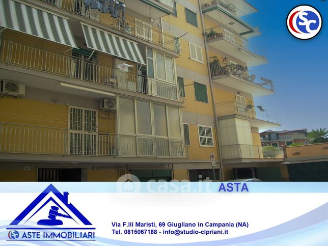 Appartamento in residenziale in Via Vittorio Oliva 44