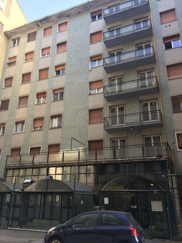 Appartamento in residenziale in Viale Bligny 54