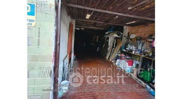Box/posto auto in residenziale in Via Castello di San Gennaro 15
