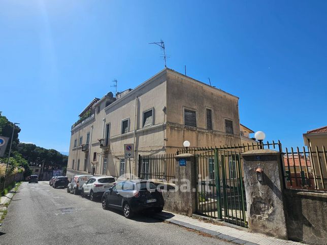 Appartamento in residenziale in Via Bensaja 501