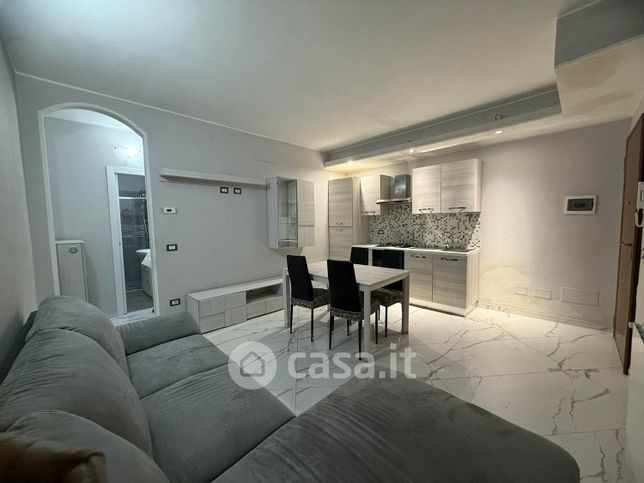 Appartamento in residenziale in Via Sarca 4