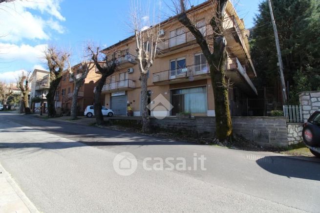 Appartamento in residenziale in Viale Giosuè Carducci 55